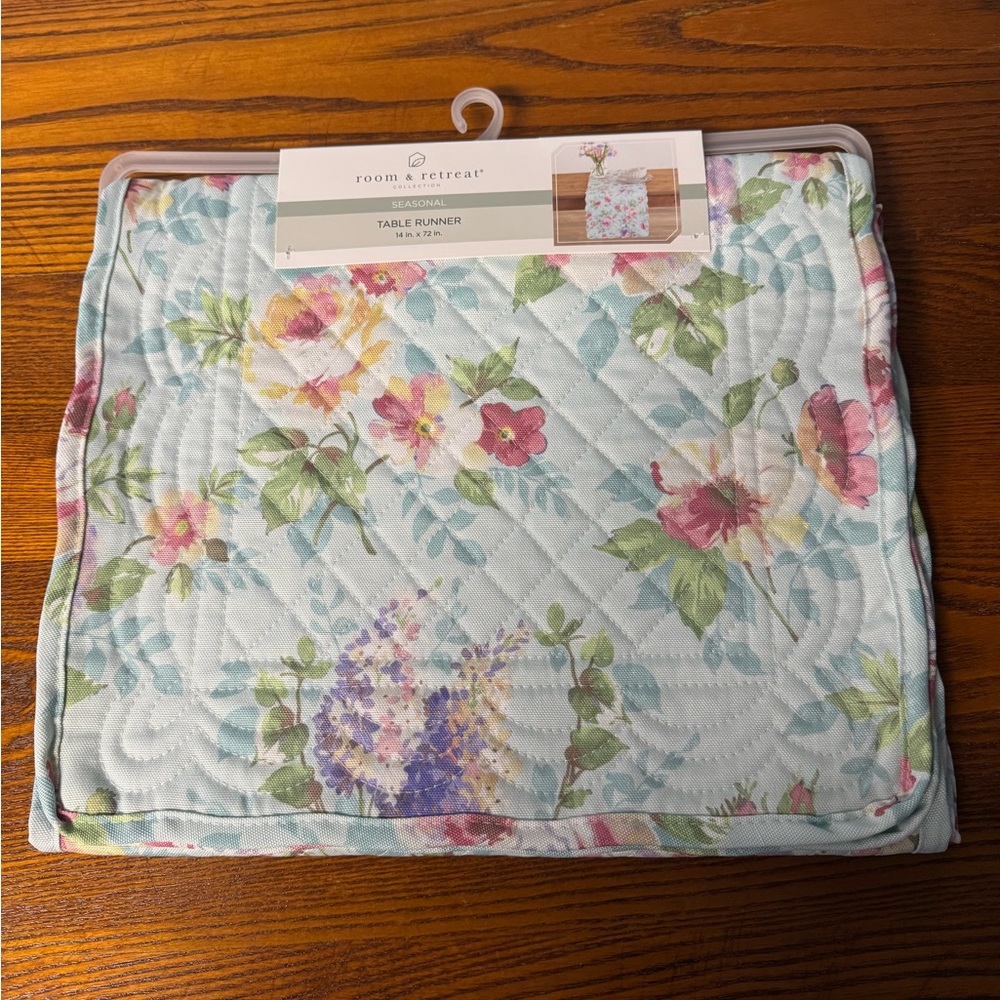 Room & Treat Table Runner 14”x 72”